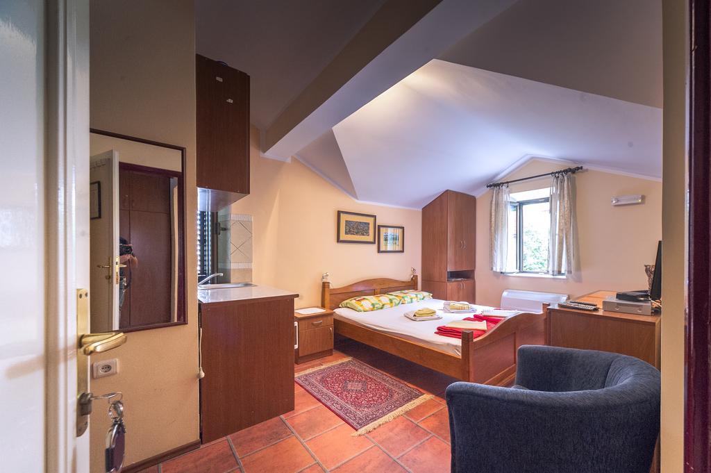 Apartments Villa Ferri Kotor Ngoại thất bức ảnh