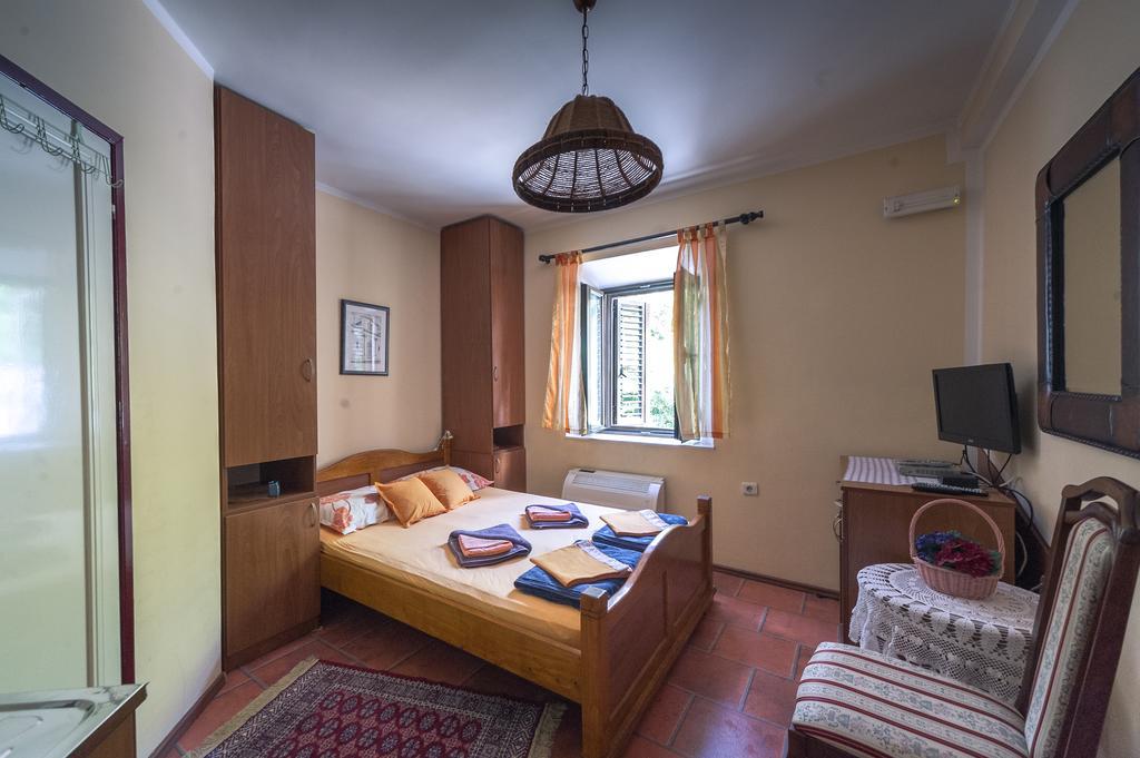 Apartments Villa Ferri Kotor Ngoại thất bức ảnh